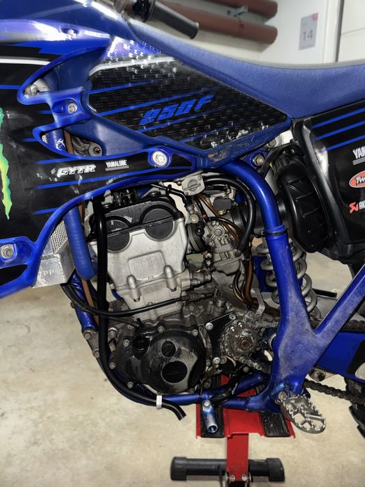Yamaha yzf 250 matriculada
