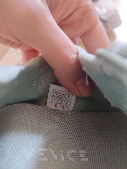 Lekkie buty damskie 38