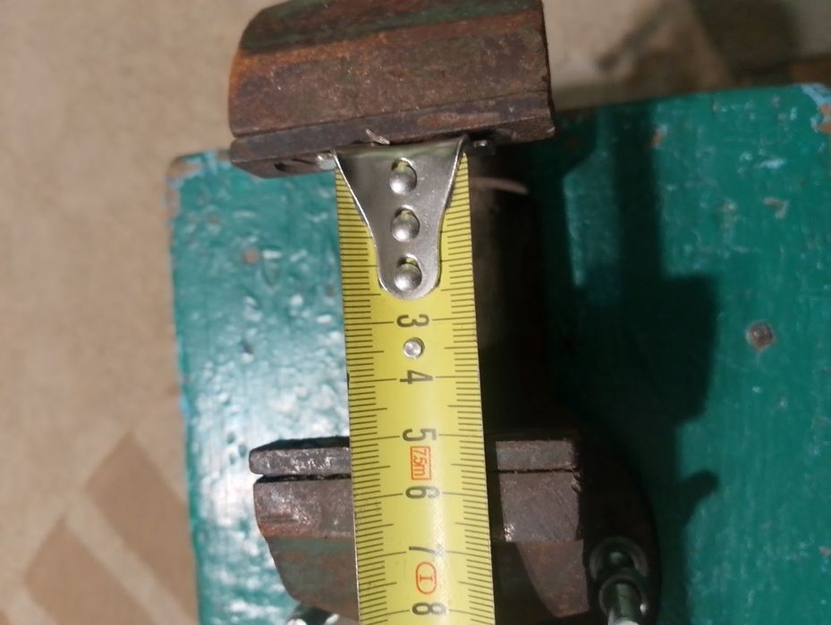 Тиски слесарные в хорошем состоянии