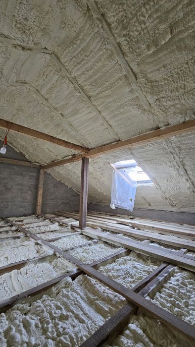 Утеплення Пінополіуретаном,Піною(ППУ)дахів,перекриття,каркасники,ангар