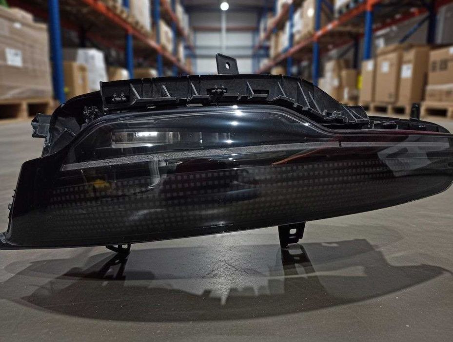 фари  Zeekr 7x matrix LED