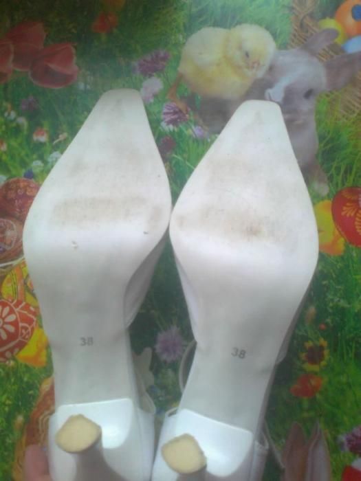 Buty białe ślubne