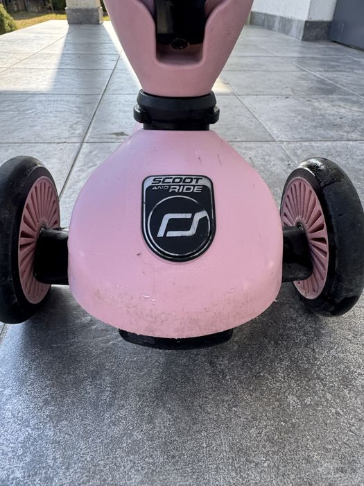 Jezdzik/hulajnoga scoot and ride