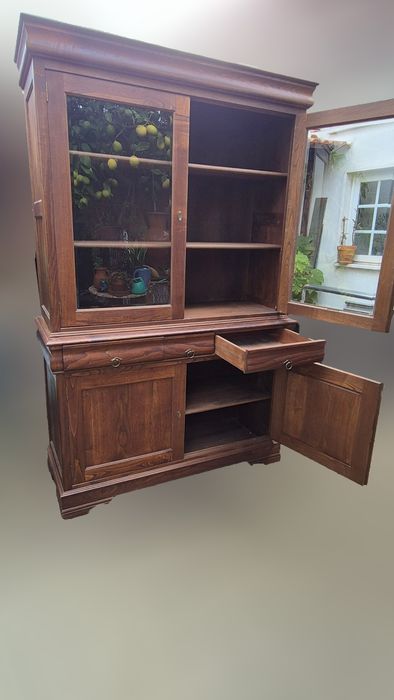 Movel de sala rústico com vitrine