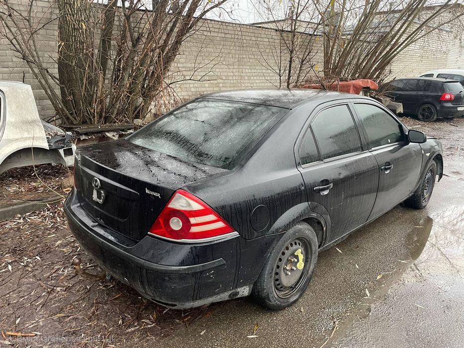 Форд Мондео 2005 року