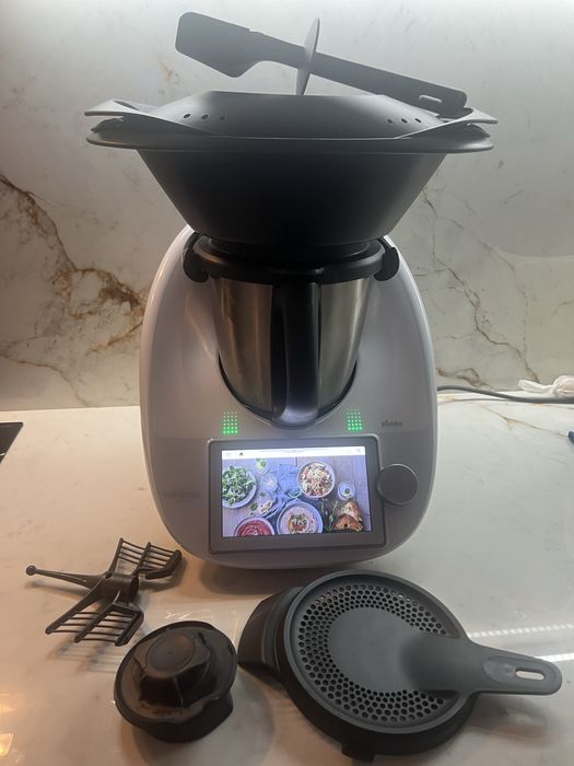 Bimby TM6 with minimal use, 2.5 years old, still under warranty64564402875393120