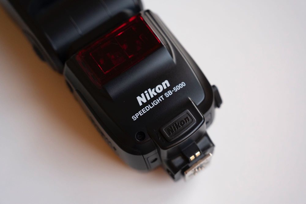 Flash Nikon SB-5000