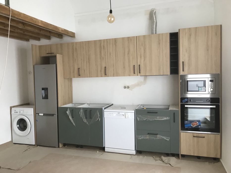 Fazemos pinturas ladrilho chao flutuante pladur montamos moveis i muit