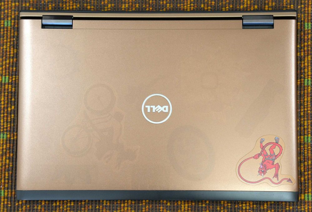 DELL Vostro 3750 Win7 17,3" i7-2670QM 2.20GHz 8GB S-ATA 750GB GT 525