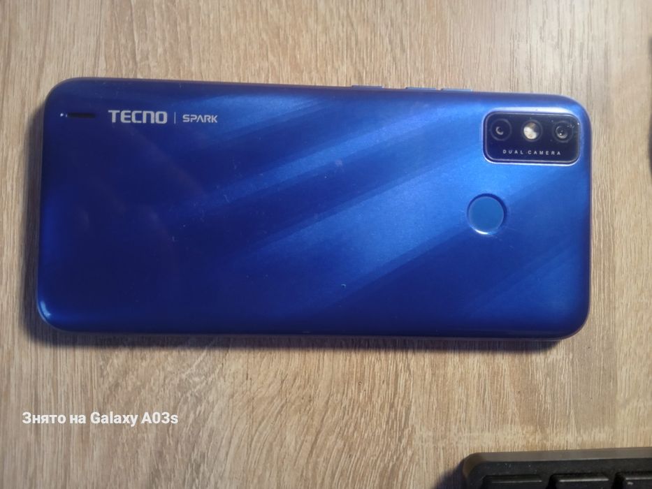 Продам телефон Техно у відмінному стані.