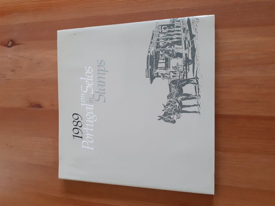 Selos álbuns séries anuais