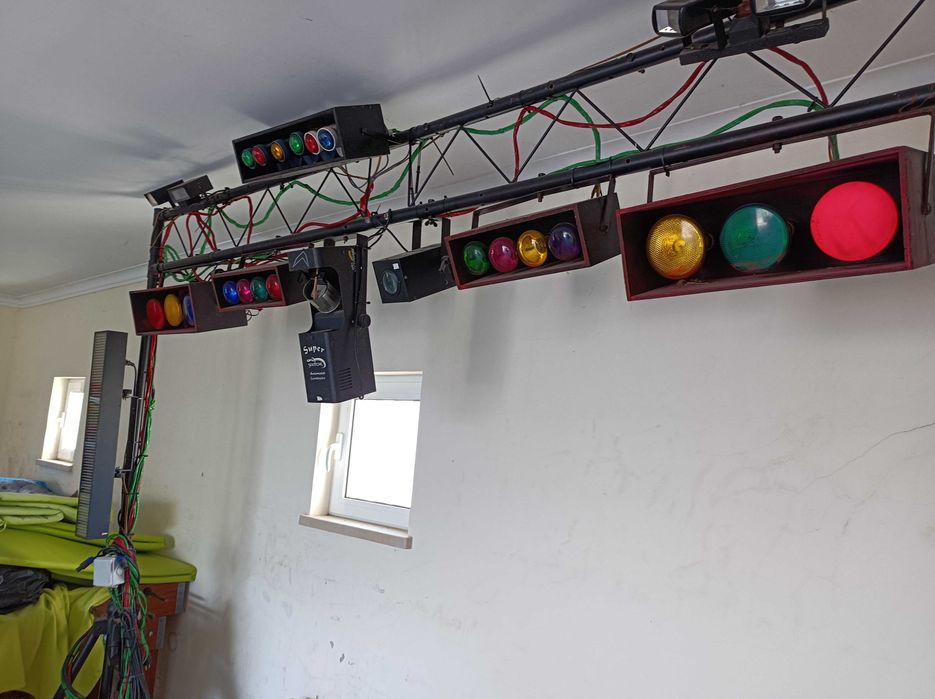 Vende se conjunto  musical  dj completo