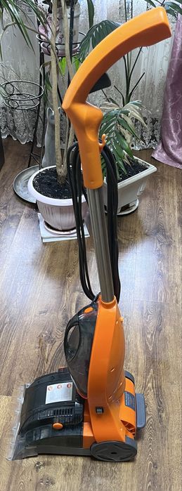 Миючий пилосос Vax carpet cleaner