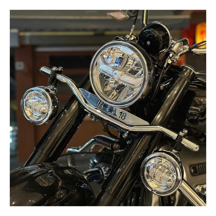 Suporte para Faróis Auxiliares 22mm Aço Inox - BMW R18