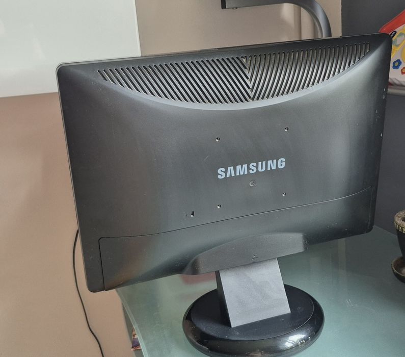 Монітор Samsung Synkmaster 206bw