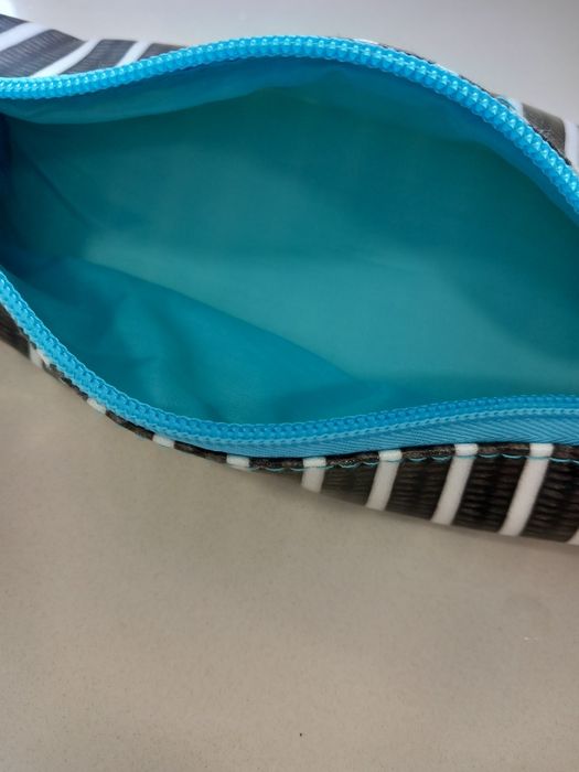 Estojo Escolar OREO - NOVO