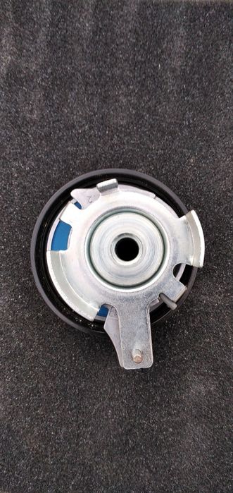 Ролик натяжной Gates T43177 ford fiesta mk5 1,4 бензин