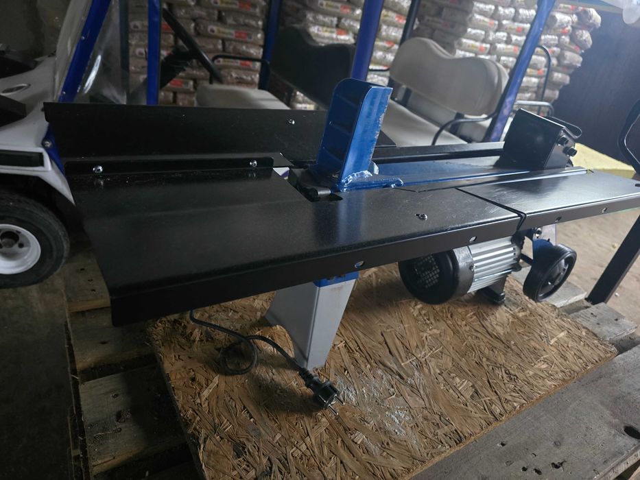 Łupiarka do drewna wynajem 15T