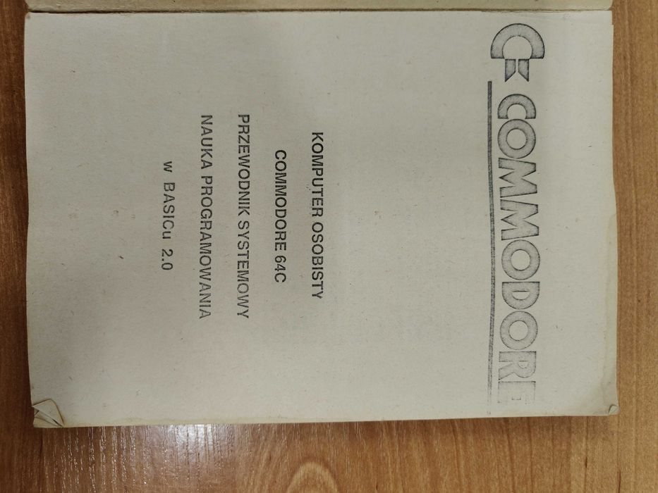 Instrukcja obsługi Commodore C64