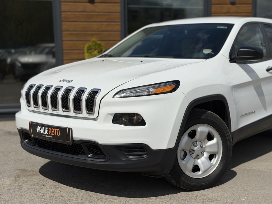 JEEP CHEROKEE 2016 року, 2.4 бензин, автомат, повний привід.