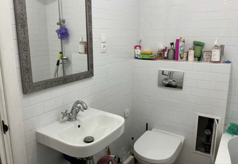 Продаж гарної 3 кімнатної квартири в центрі,  з новим ремонтом.