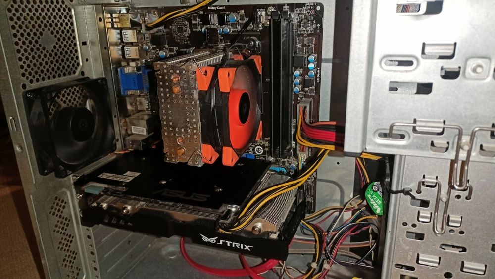 Настільний ПК. Середній геймінг. Робоча станція