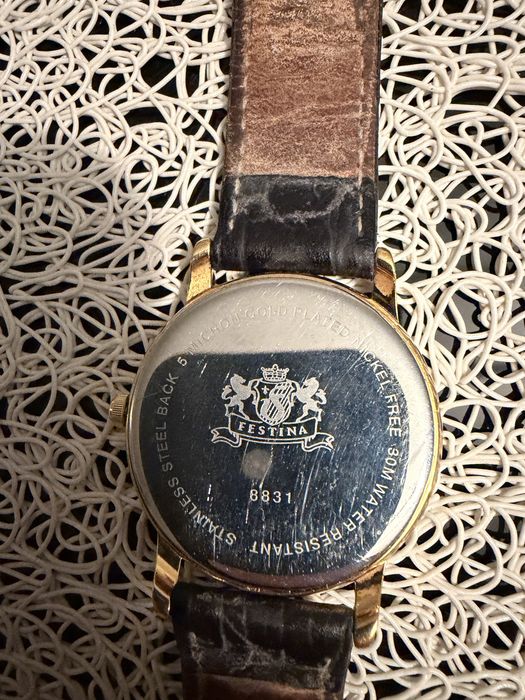 **Relógio Festina 8831 Vintage – Com Caixa**