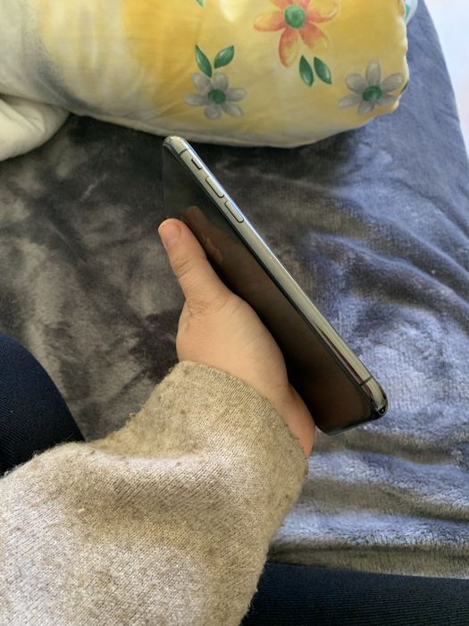 Iphone XS preto 64GB que não liga