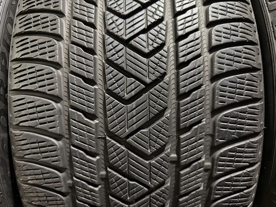 275/35 315/30 r22 Pirelli