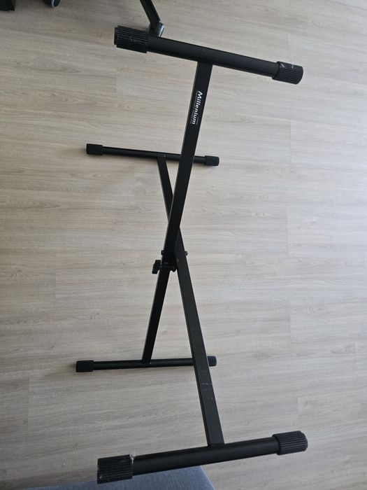 Suporte piano Millenium  KS-1001