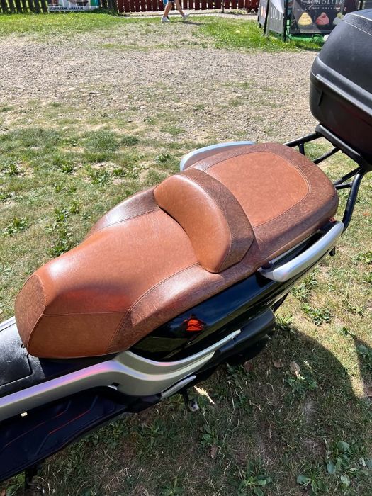 Yamaha Versity 300
