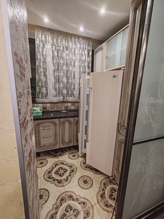 Здається в оренду 4х кімнатна квартира.