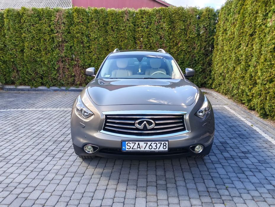 Infiniti QX70