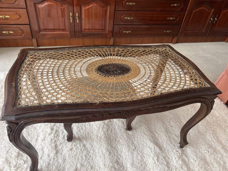 Mesa de centro em madeira