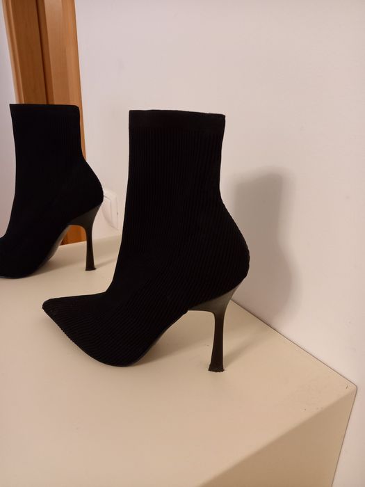 Botas pretas de lycra