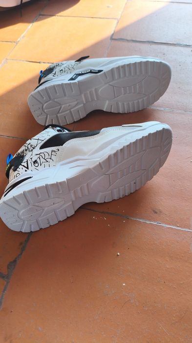 Tênis Casual Branco e Preto Estilo Streetwear | Nº 40