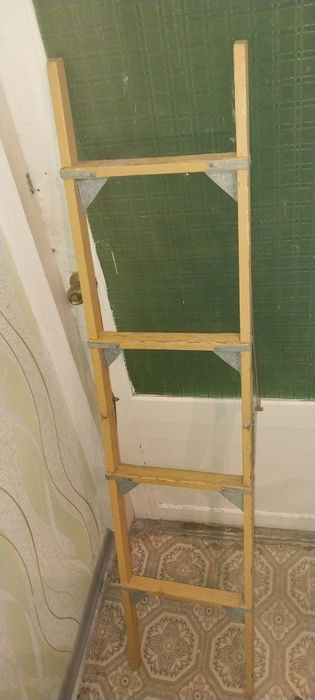 Продаю лестницу 1,80см розкладная