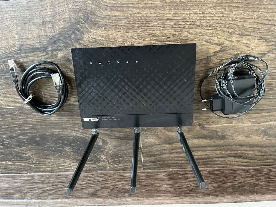 ASUS RT-N18U – router 2,4 GHz 600 Mb/s