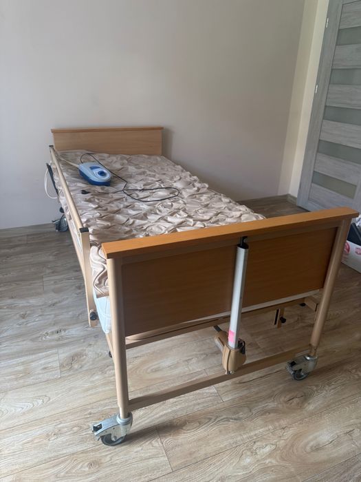 Łóżko rehabilitacyjne elektryczne