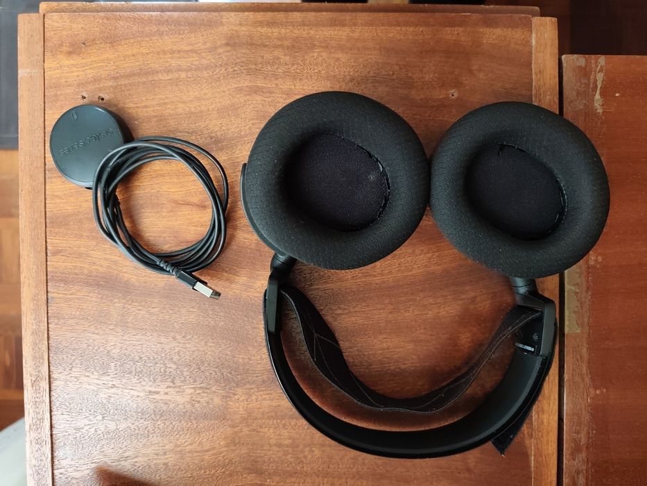 Headset Steelseries Artis Pro Wireless64740660653186122