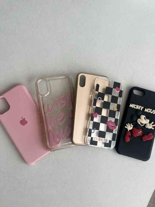 Чехлы на телефон