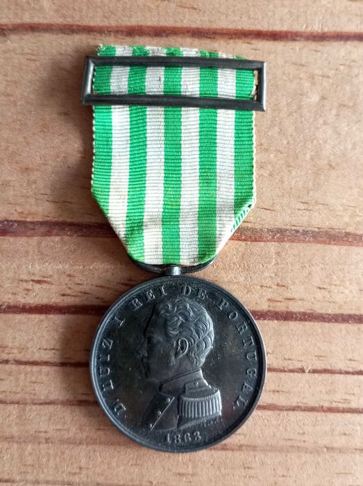 Antiga Medalha Militar Comportamento Exemplar D. Luiz I 1863 em prata