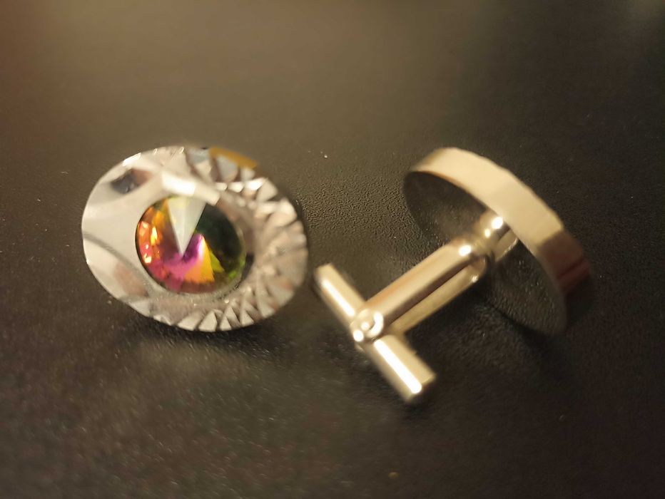 Нові запонки чоловічі з каменем