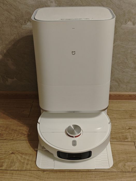Робот-пылесос Xiaomi Mijia Robot Vacuum Mop M40 D110CN + подарки