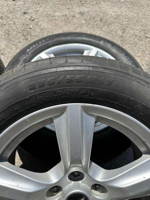 Продам шини с дисками на форд мустанг