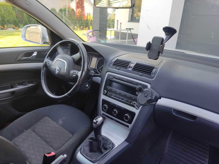 Wynajem samochodu  OCTAVIA II 1.6 Diesel KOMBI HAK