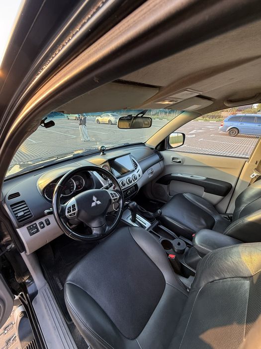Продам пікап, mitsubishi l200 2.5 дизель