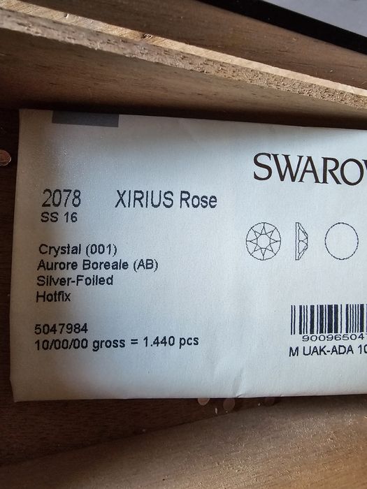 Pedras de cristal Swarovski hotfix