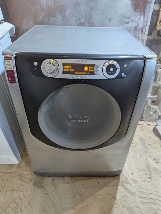 Продам стиральную машинку Ariston8 кг