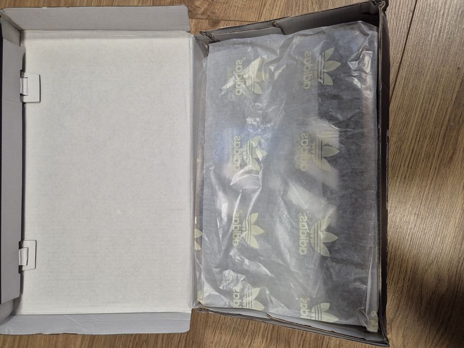 Buty Adidas campus Korn R. 44